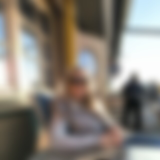 Krissie (51) aus Hamburg