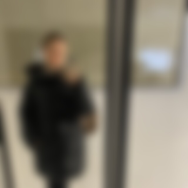 bell (22) aus Hamburg