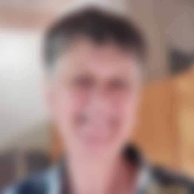 Ayenae (68) aus Lemgo