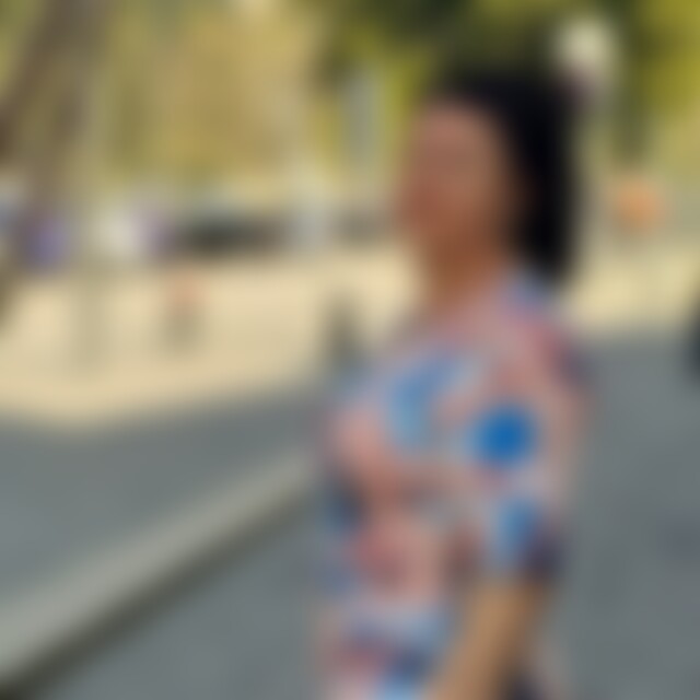 Magda12 (46) aus Wiesbaden