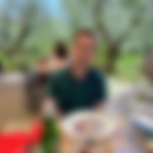 Manu1994 (32) aus Berg (Lkr Starnberg)