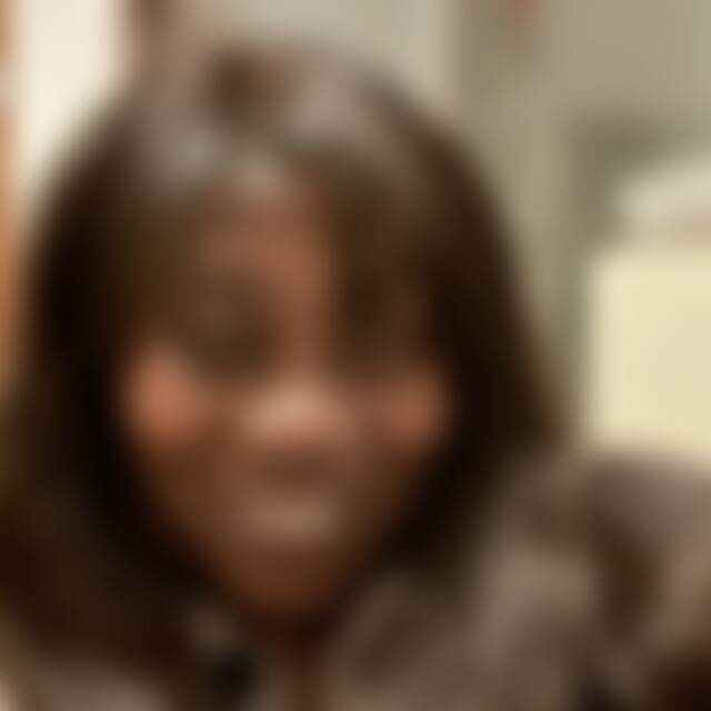 Mwambui (61) aus Stuttgart