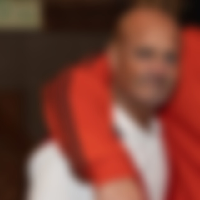 Revilo17 (49) aus Stuttgart