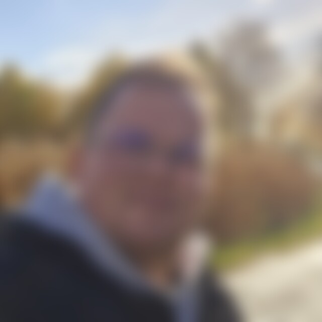 Florii (33) aus Winnenden