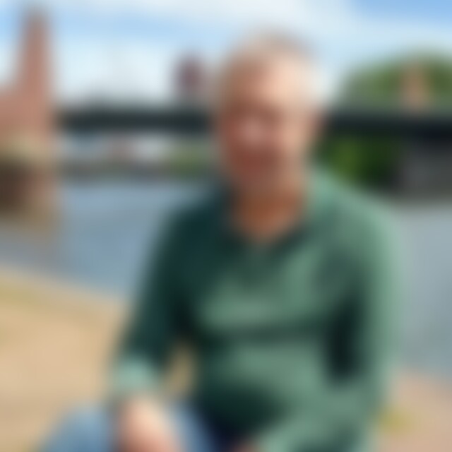 Stefan218 (69) aus Frankfurt am Main