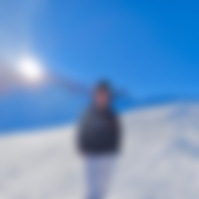 Nickiii (20) aus Rudersberg