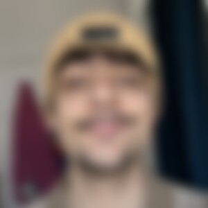 RobbyWo (30) aus Blomberg