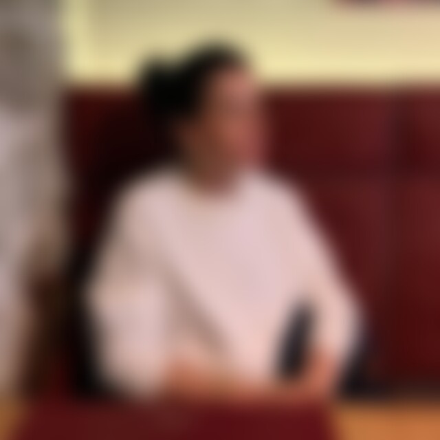 Arsineh (52) aus München