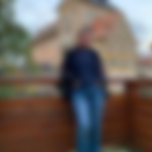 Arsineh (52) aus München