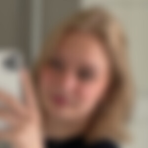 xAnna (22) aus Westerstede