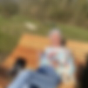 lico (75) aus Emmerich am Rhein