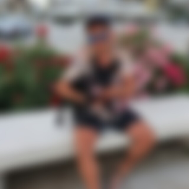 Yougeen (41) aus Leingarten