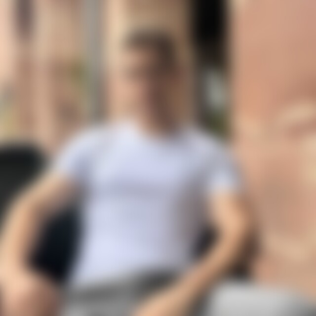 K993 (32) aus Pforzheim