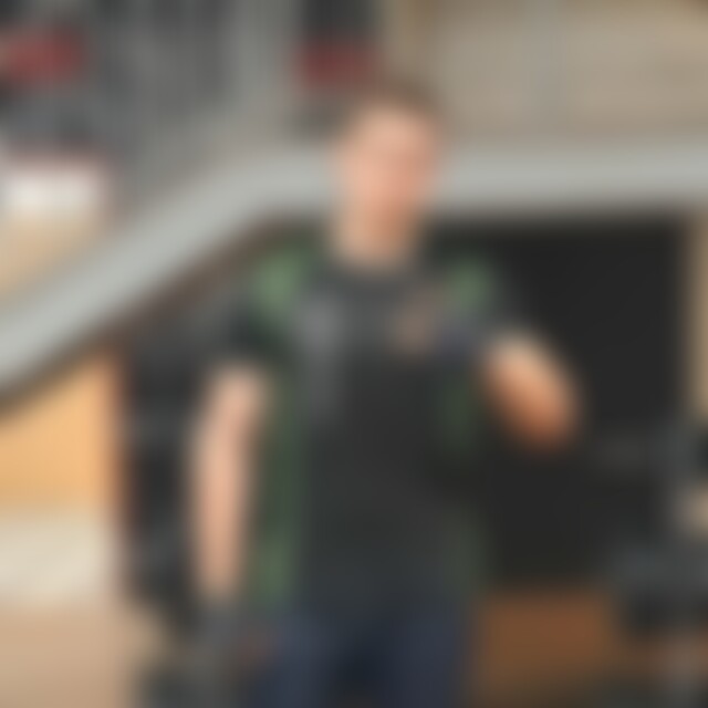 K993 (32) aus Pforzheim