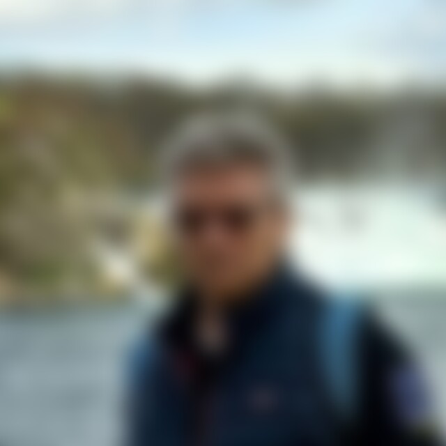 notiduR (58) aus Zürich