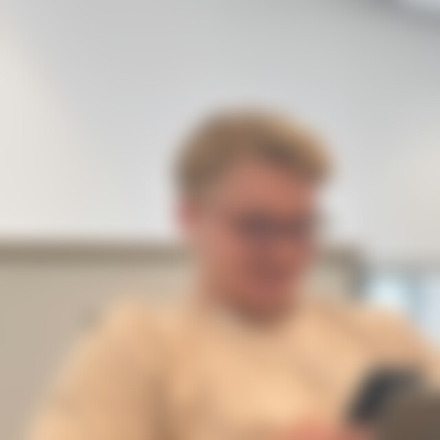 nicohgm (21) aus Wuppertal