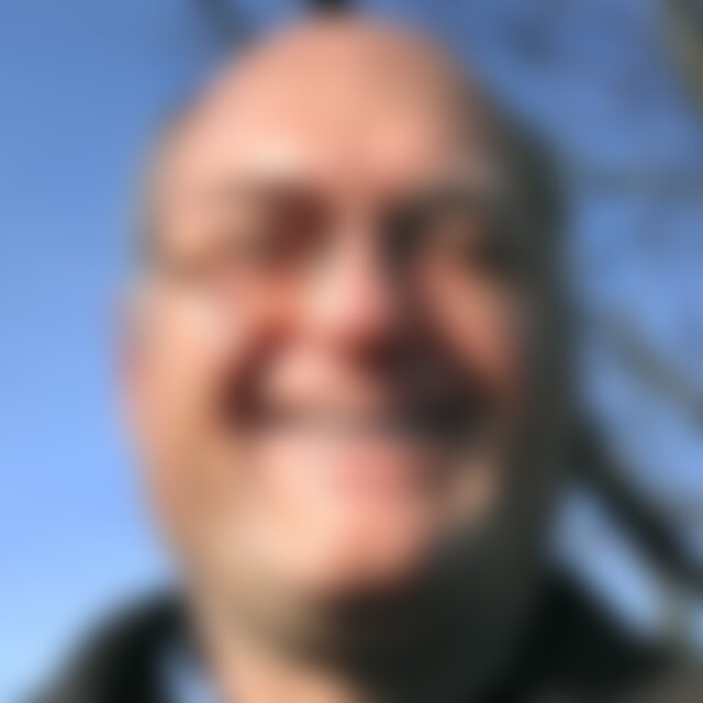 Arison55 (70) aus Esslingen am Neckar