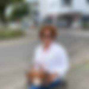 Joyce (60) aus Dusseldorf