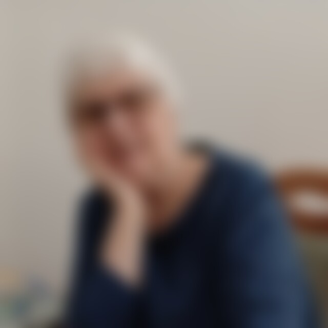 anmaelfi (66) aus Berlin