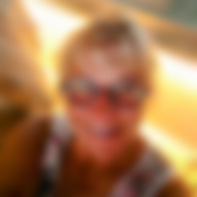 Amalphie (64) aus Wermelskirchen