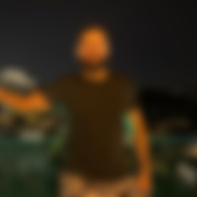 Albertbs84 (41) aus Offenbach am Main