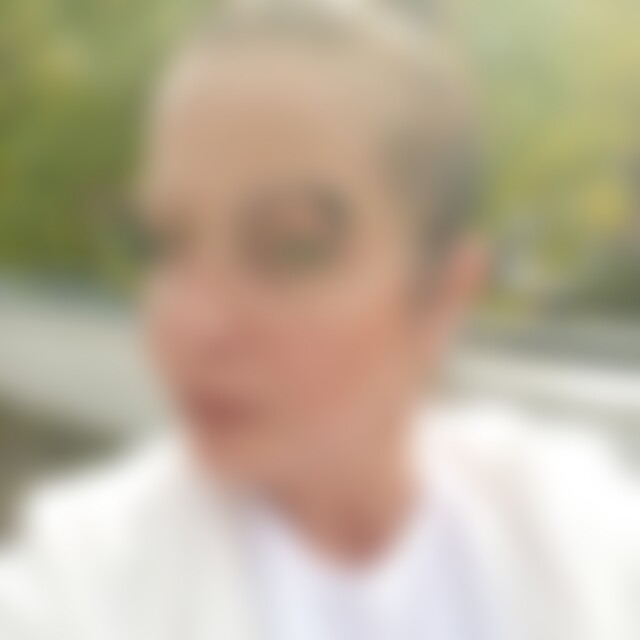Guliana (52) aus Hannover