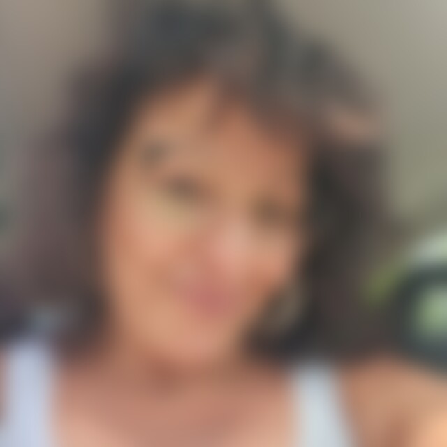 Guliana (52) aus Hannover