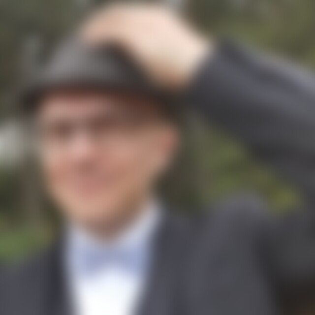 tilzragout (35) aus München