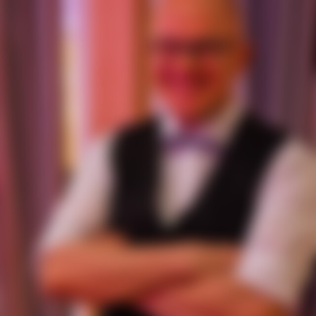 tilzragout (35) aus München