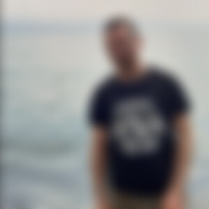 JohnLugo (30) aus Hannover