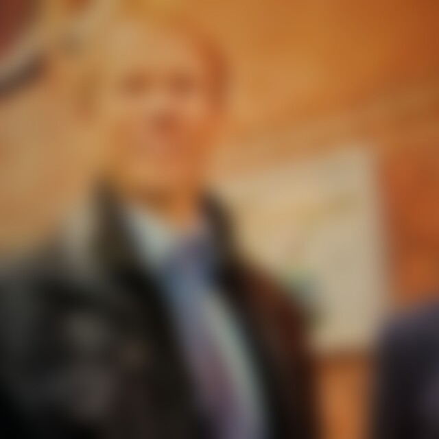 Alexander38 (64) aus 23611 Bad Schwartau