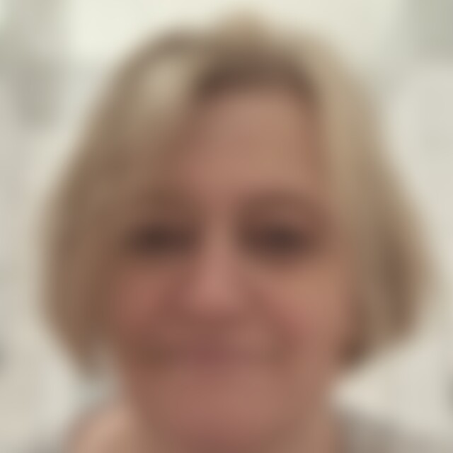 Dornroeschen73 (52) aus Berlin