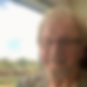 Howaschen (73) aus Ottobrunn