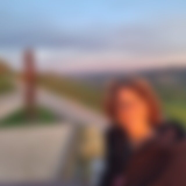 Patricia (52) aus Schorndorf