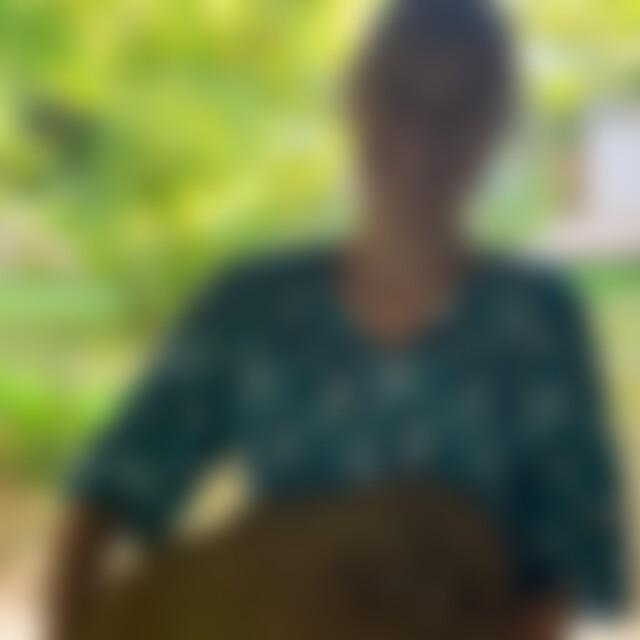 Anaphiri (62) aus München