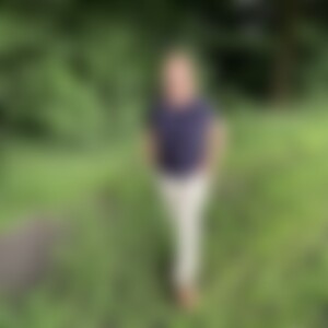 Kosmea (59) aus Braunschweig