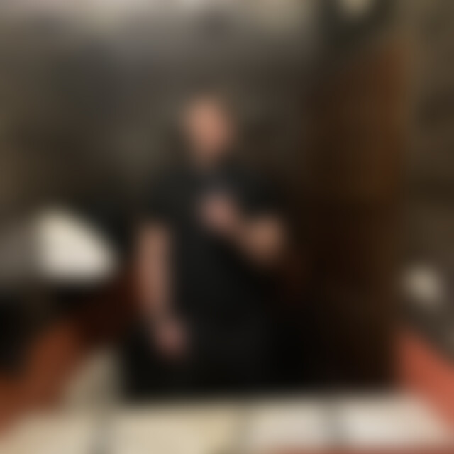 Viktorek (24) aus Dortmund