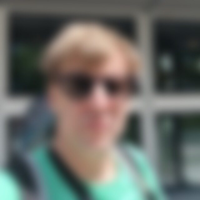 EinsamsamerWolf (50) aus Essen