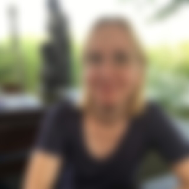 Kniederle (59) aus Karlsruhe