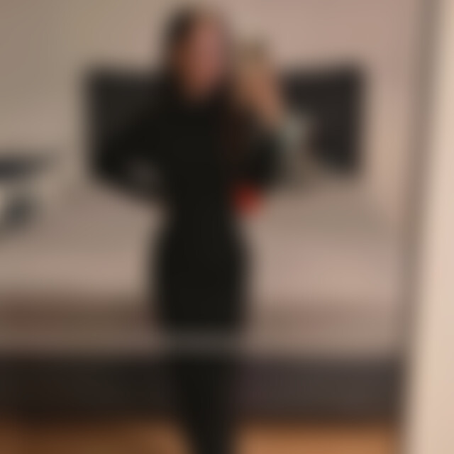 Vanessa93 (32) aus Krefeld