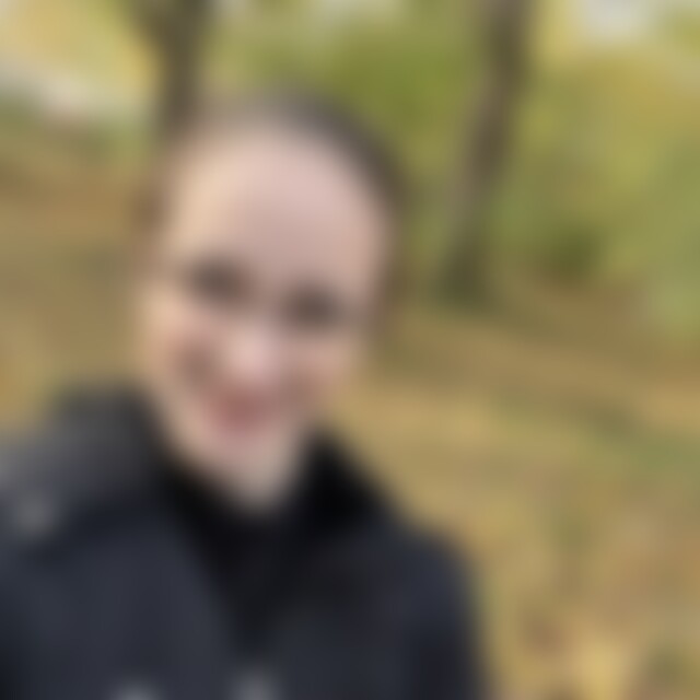 Elli7 (18) aus Hannover