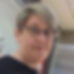 Becci87 (38) aus Emmerzhausen
