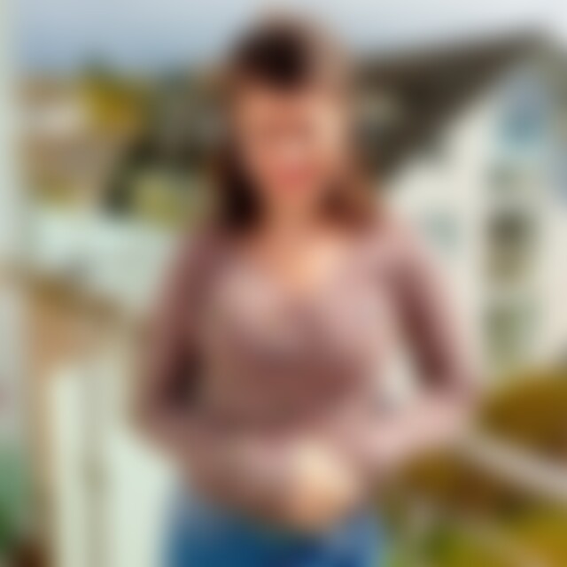 Nadine1106 (33) aus Wiehl