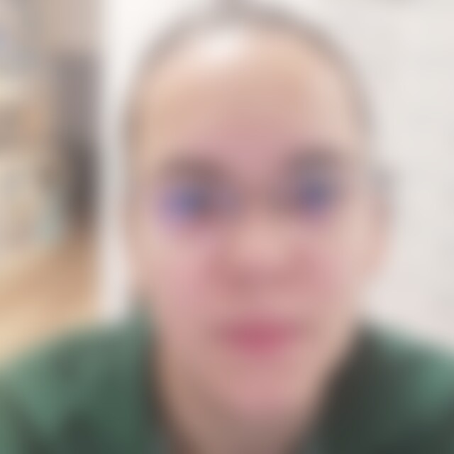 Elina96 (29) aus Pforzheim