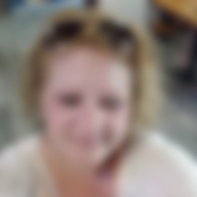 Angie6382 (47) aus Obernkirchen