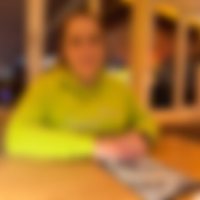 Schela (36) aus Langen