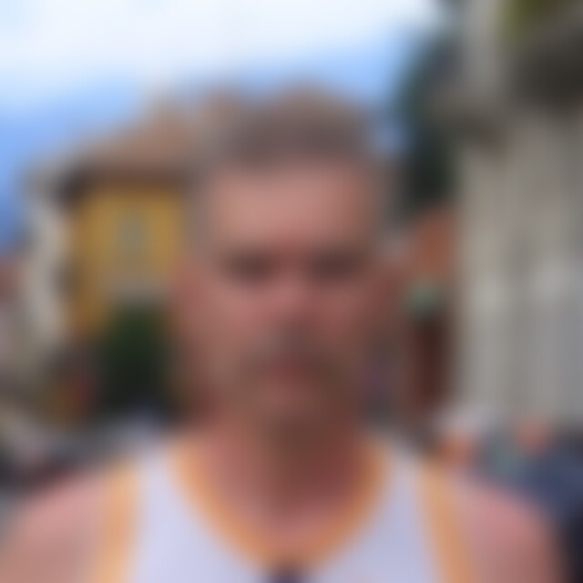 kickboxer1 (66) aus Frankfurt