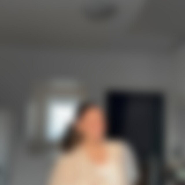 Stellaeva (20) aus Bremerhaven