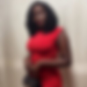 Aynichou (36) aus Hamburg