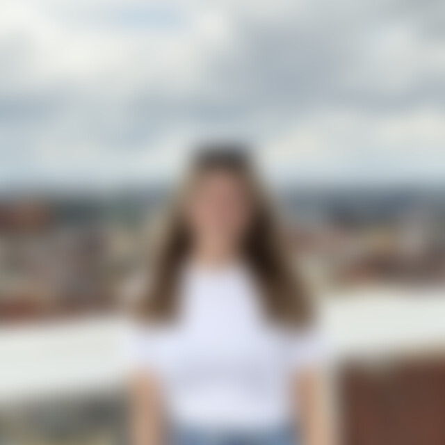 NeeleV (25) aus Hage